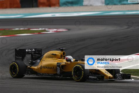 Kevin Magnussen Den Renault Sport F1 Team Rs16 At Formula One World Championship Rd16