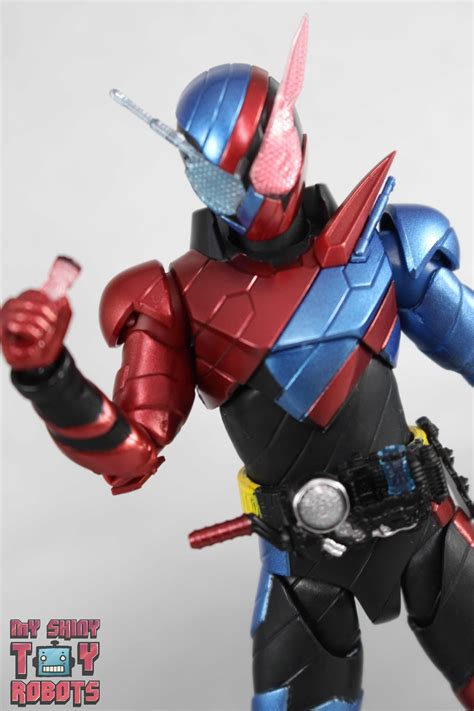 My Shiny Toy Robots: Toybox REVIEW: S.H. Figuarts Kamen Rider Build Rabbit Tank Form