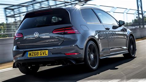 Golf Gti Facelift Brings Manual Handbrake And Analog Off