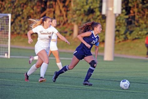 Coral Springs Charter Girls Soccer Starting To Catch Their Stride