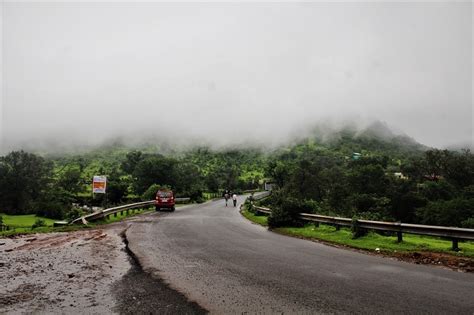 12-hours monsoon road trip exploring Tamhini Ghat (INR 300)