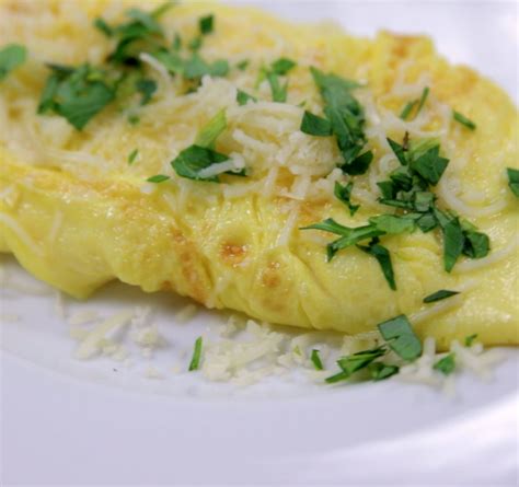 Three Cheese Omelet » Ohio Eggs