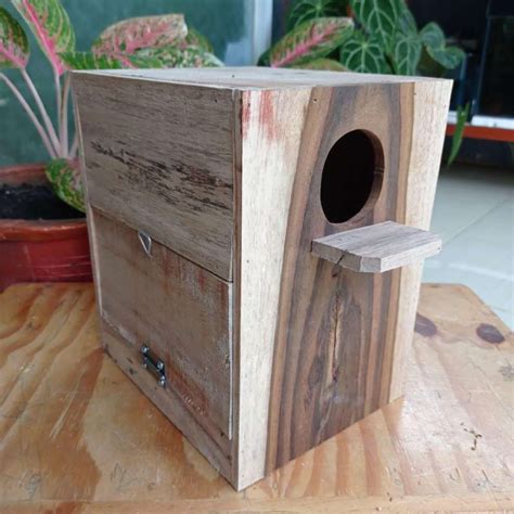 Jual Glodok Kotak Sarang Burung Lovebird Tempat Bertelur Bahan Kayu