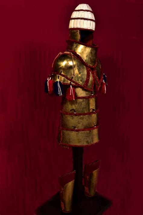 Mycenaean Armor of the 15th century BC - Hellenic Armors