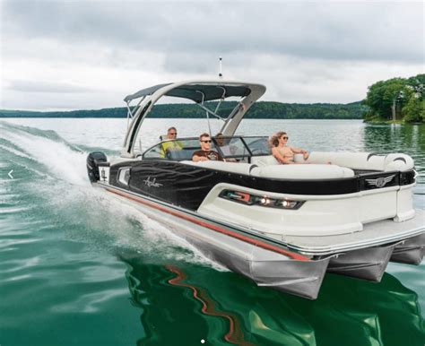 7 Stunning Luxury Pontoon Boats For 2020