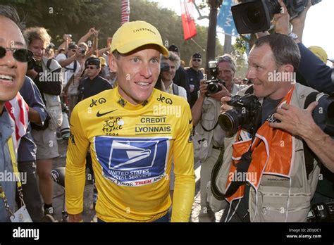 Lance Armstrong Has Announced He Will Stop Fighting A Barrage Of Drug Charges From The Us Anti