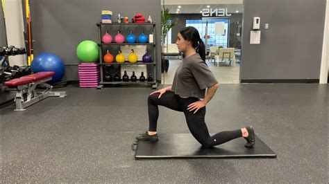 Hip Flexor Lunge Stretch Youtube