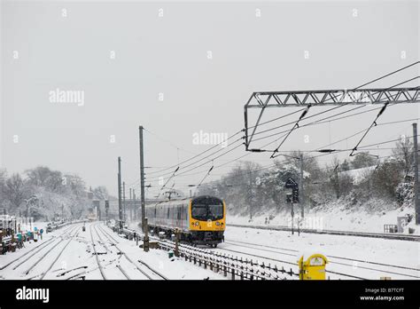 Ealing broadway underground station hi-res stock photography and images - Alamy