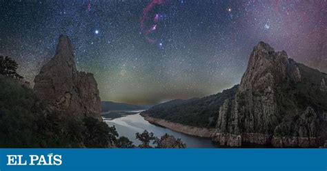 El Cielo Estrellado Del Parque Nacional De Monfrag E Foto Del D A De