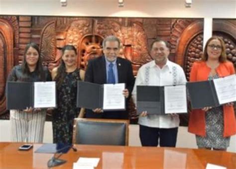 CFE Y UV Firman Convenio Para Espacios Profesionales