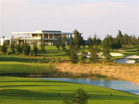 Montgomerie Links Golf