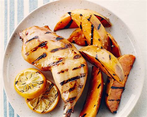 Cuisses de poulet au goût de limonade avec patates douces à lail