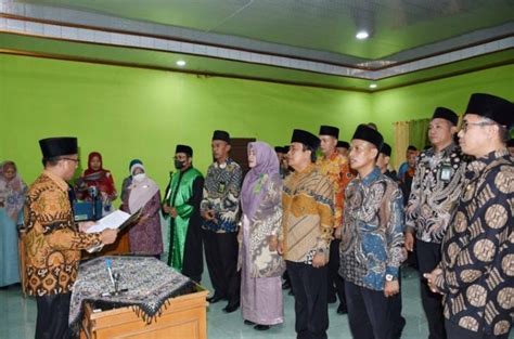 Kepala Kua Dan Kepala Madrasah Dilantik Kakan Kemenag Kota Bengkulu