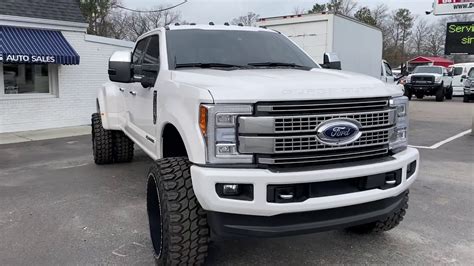 2017 Ford F 350 Super Duty Platinum 4x4 Diesel Lifted Low Mileage 26in