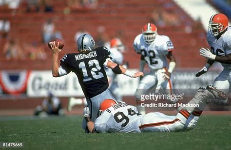 185 Nfl Intentional Grounding Stock Photos High Res Pictures And