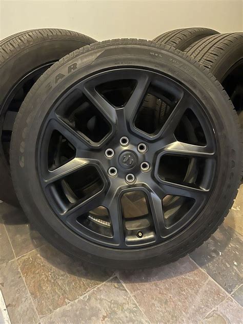 Dodge Ram 1500 22 Wheels And Tires 1 650 00 Dodge Ram 1500 Dodge