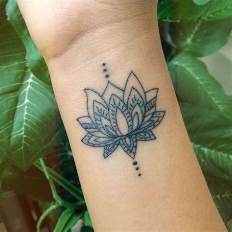 Id Es De Tatouage Fleur De Lotus Et Son Symbolisme Flower