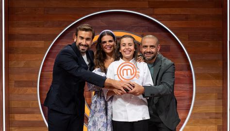 Carolina Correia é a grande vencedora do MasterChef Júnior 2024