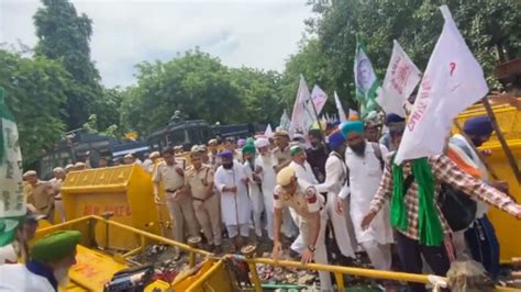 Farmers Return To Protest In Delhi Security At Jantar Mantar Beefed Up