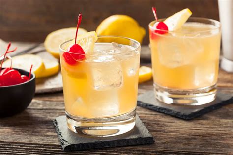 20 Recetas De Cocteles Faciles De Hacer En Casa Fiestas O Reuniones
