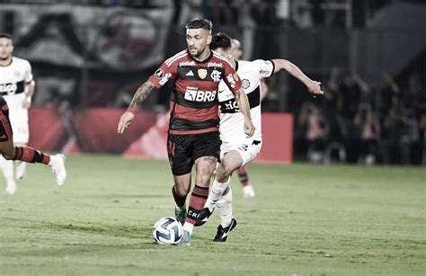 Flamengo Joga Mal E Est Eliminado Da Libertadores Ap S Virada Heroica