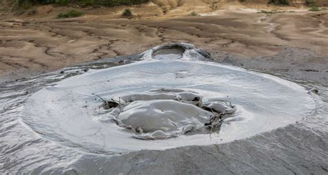 En qué consisten los volcanes de lodo