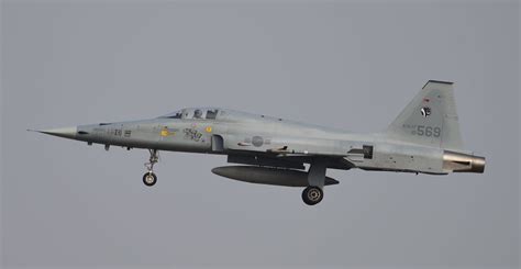 KF 5E 10 569 201Sqn Suwon AB 7 12 24 Taffevans Flickr