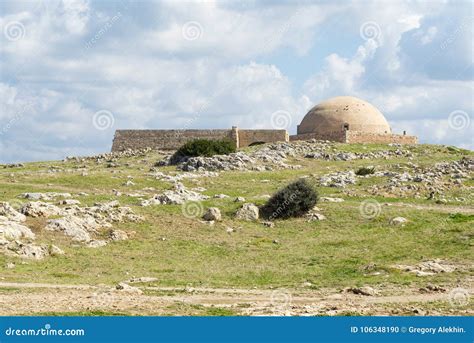 Mezquita De Sultan Ibrahim En La Ciudadela De Fortezza Rethymno Creta