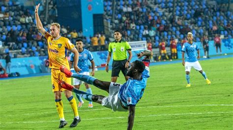 Isl Mumbai City Beat Chennaiyin Fc