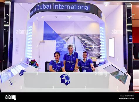 Dubai Uae September 08 2015 Staff At Dubai Airport Dubai