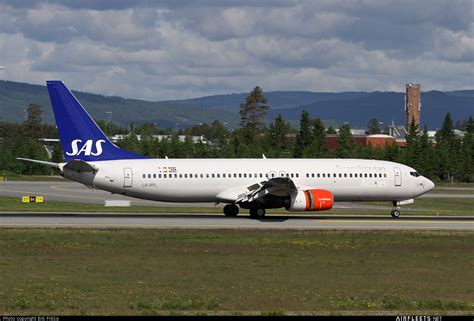 SAS Scandinavian Airlines Boeing 737 NG Max LN RPL Photo 8062