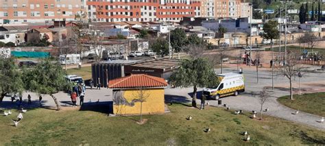 Unos Voluntarios Participan Junto A La Polic A Nacional En La