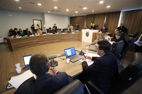 Assembleia Legislativa do Paraná Notícias CCJ aprova projeto que