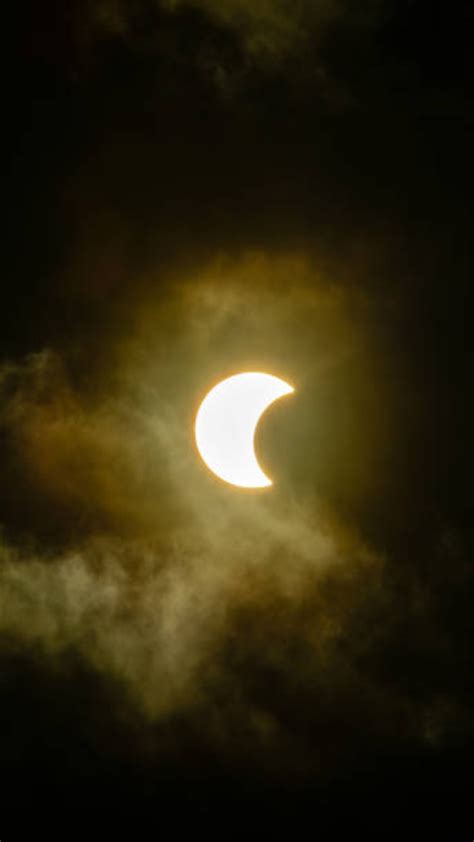 How Does Solar Eclipse Affect Human Health