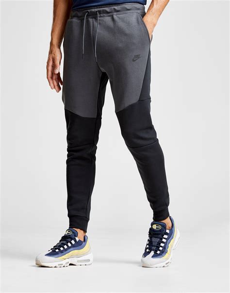 Nike Tech Pants Mens