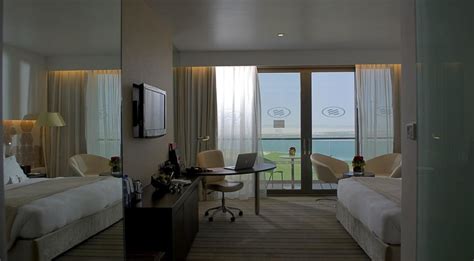 Crowne Plaza Yas Island | Abu Dhabi Hotels Guide