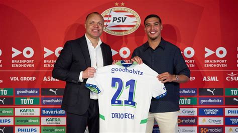 Psv Neemt Driouech Half Jaar Na Geklapte Transfer Alsnog Over Van