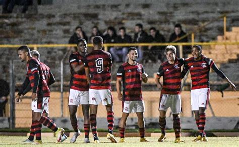 Flamengo Vence A Aparecidense E Assume Lideran A Do Grupo Na Copinha