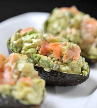 Aguacates rellenos con Salmón Una Receta Sencilla y Sofisticada