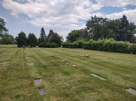 Oak Lawn IL Buy Sell Plots Lots Graves Burial Spaces Crypts Niches