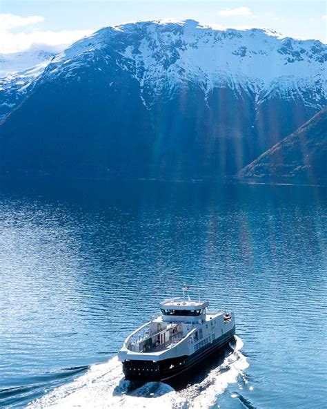 Electric Ferries: Clean Crossing - ZF