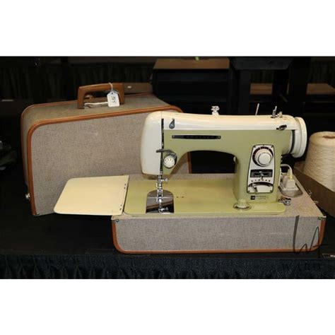 Vintage Brothers Riveria 110 Electric Portable Sewing Machine With Case