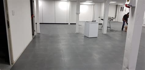 Interlocking Esd Floor Tiles Esd Flooring Anti Static Flooring Uk