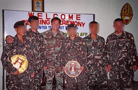 Former Green Beret Tu Lam of Ronin Tactics in 2001 after taking part in ...