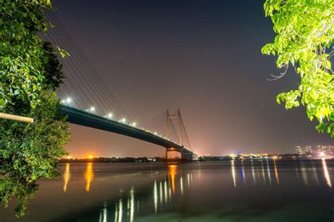 Premium Photo Vidyasagar Setu Is The Longest Cablestayed Bridge