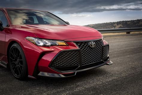 2020 Toyota Camry Trd And Avalon Trd Get Unexpectedly Fierce Slashgear