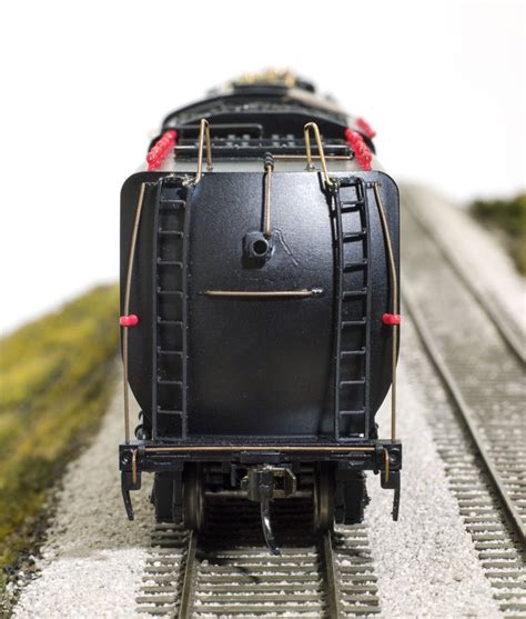 SNEAK PEEK Broadway Limited Imports HO Scale Milwaukee Road S3 Class 4