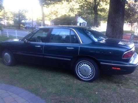 Purchase Used 1998 Buick Lesabre Custom Sedan 4 Door 38l In Wilmington