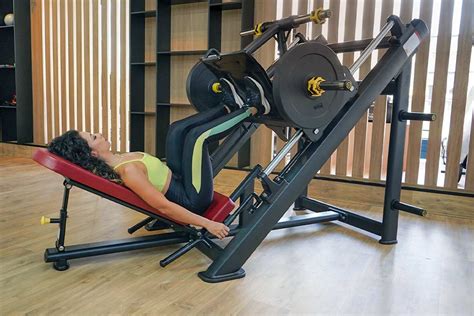 Leg Press o que é benefícios variações músculos trabalhados e como