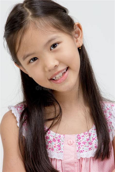 Portrait De Petit Enfant Asiatique Heureux Image Stock Image Du Fille